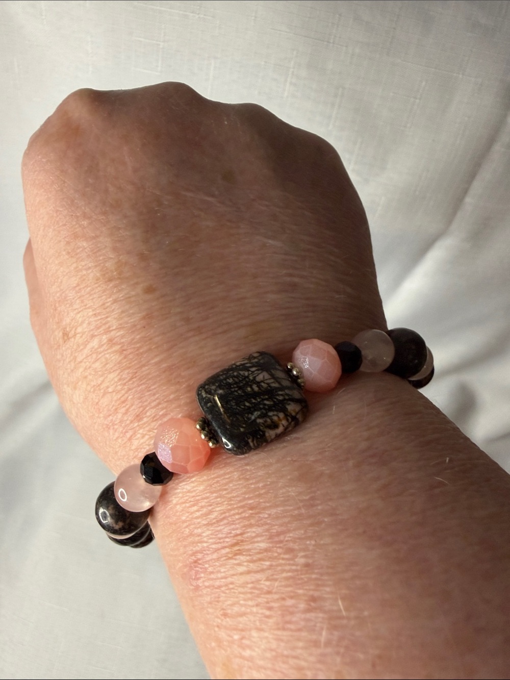 Handcrafted Rhodonite and Rose Quartz Bracelet - Picture 4 of 4